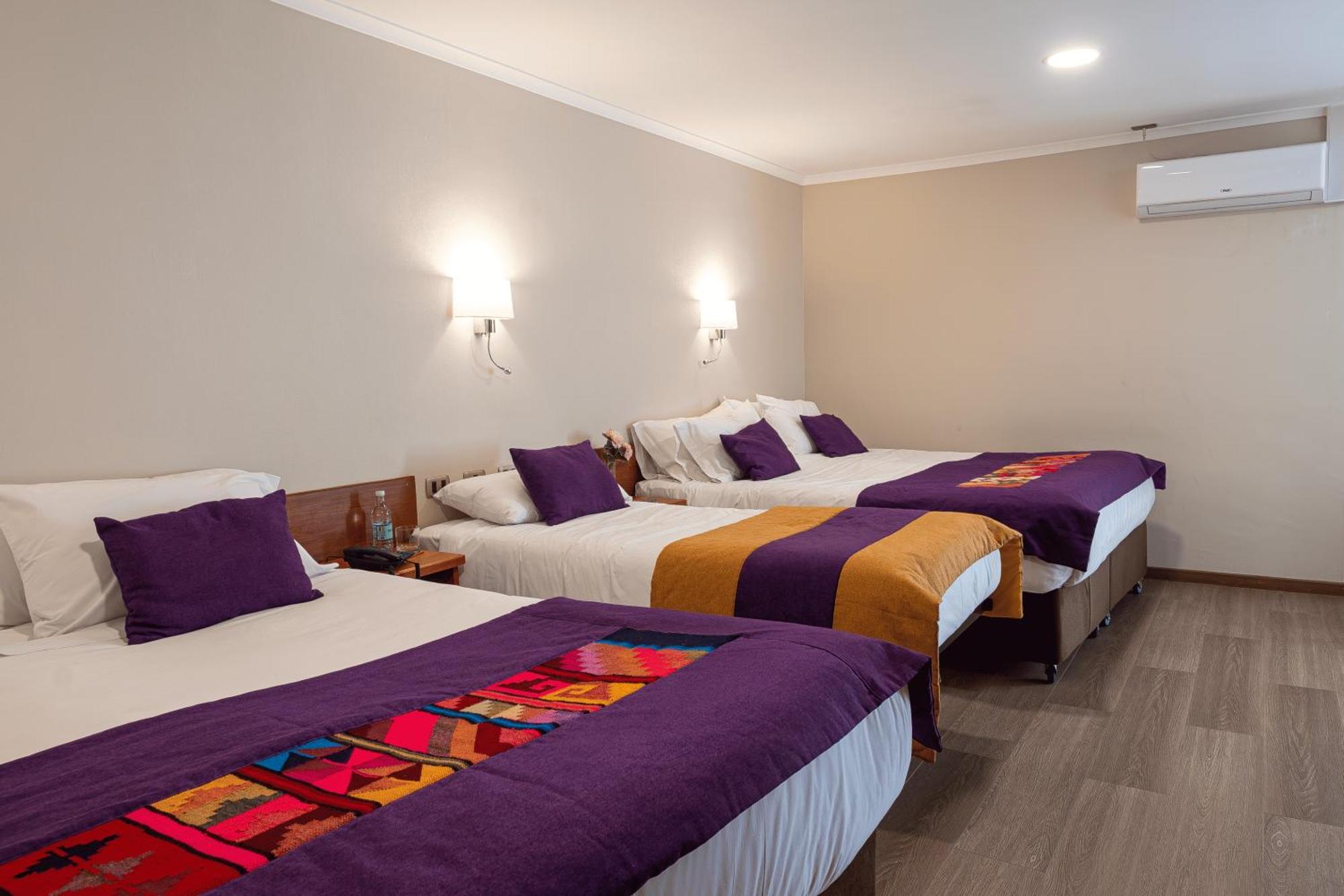 Hotel Madero *